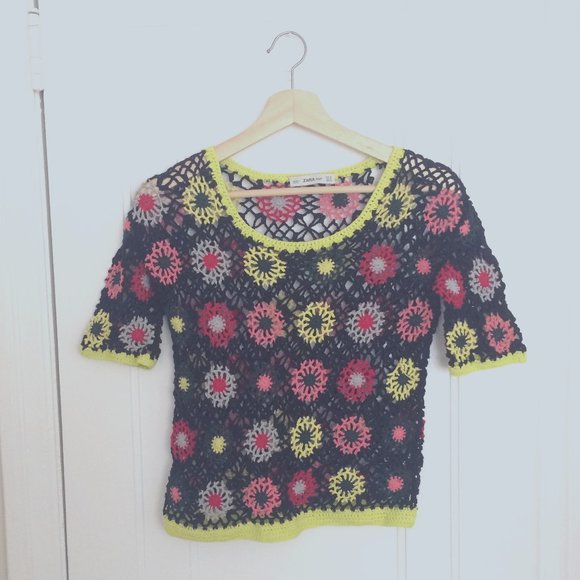 Zara Tops - Zara multicolored floral crochet top (size small)